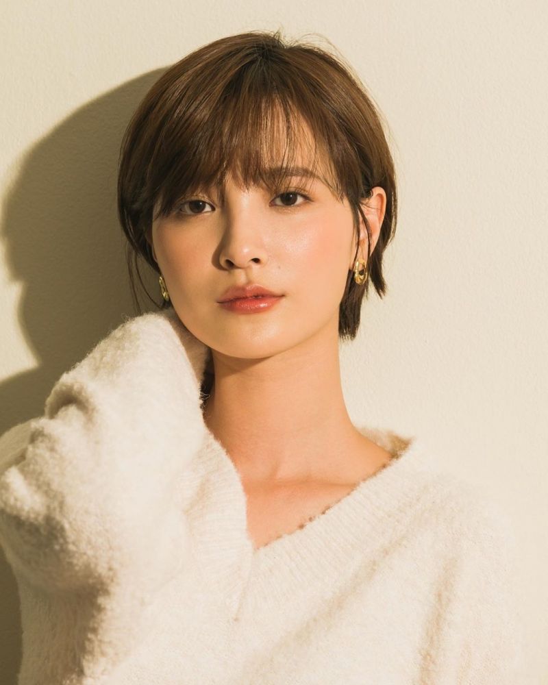 【2020短发】2020年6大人气短发造型！发尾外翘、优雅波浪！根据脸型、风格选择发型！